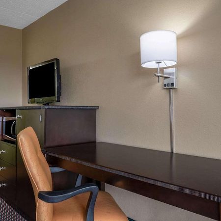 מלון Super 8 By Wyndham Perrysburg-Toledo מראה חיצוני תמונה