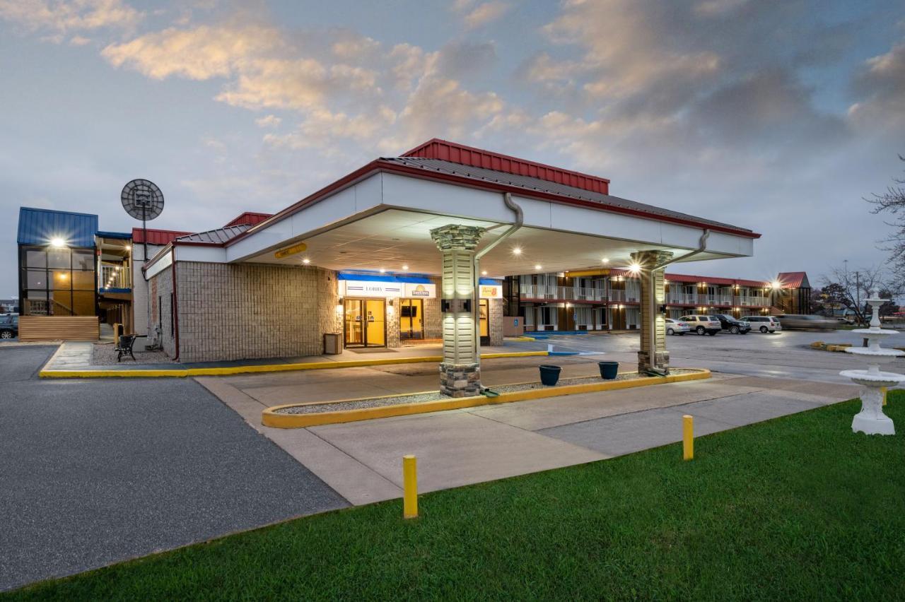 מלון Super 8 By Wyndham Perrysburg-Toledo מראה חיצוני תמונה