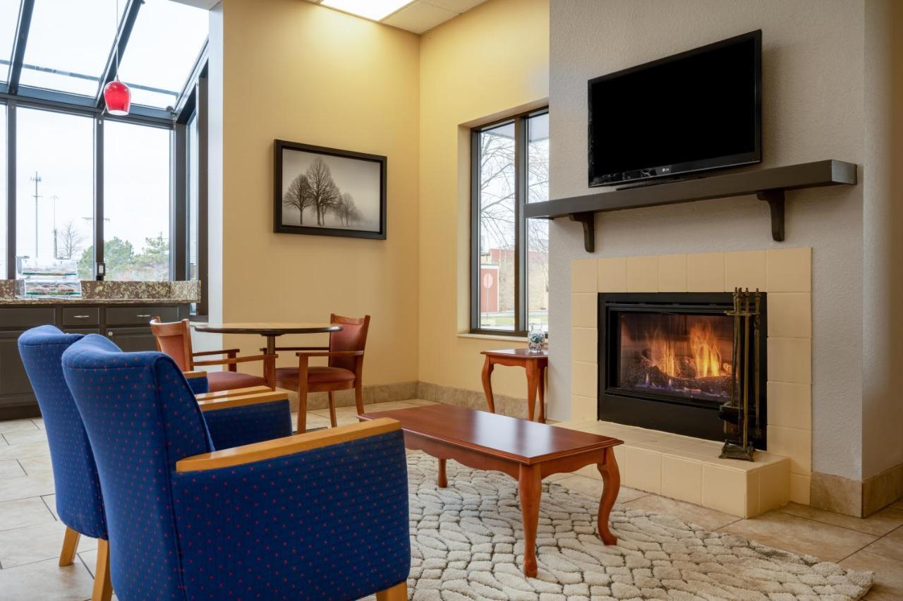 מלון Super 8 By Wyndham Perrysburg-Toledo מראה חיצוני תמונה
